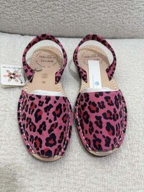 NWT Palmaira Avarca Sandals Pink Leopard Suede Menorca Spain US 7.5 EU38